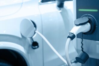 Autos eléctricos: menos averías en carretera que los de combustión