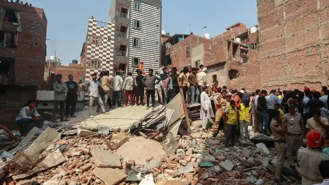 Tragedia en Nueva Delhi: derrumbe de edificio deja once víctimas fatales Tragedia en Nueva Delhi: derrumbe de edificio deja once víctimas fatales