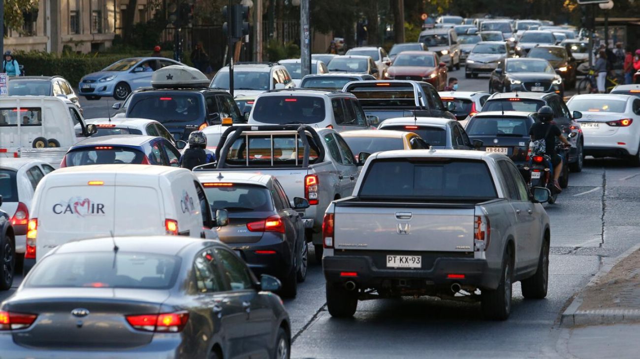 Restricción vehicular busca mejorar calidad del aire: impacto y medidas Restricción vehicular busca mejorar calidad del aire: impacto y medidas