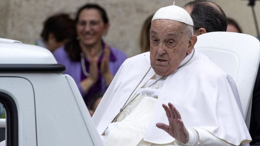 Emotivo último paseo del Papa Francisco antes de su fallecimiento