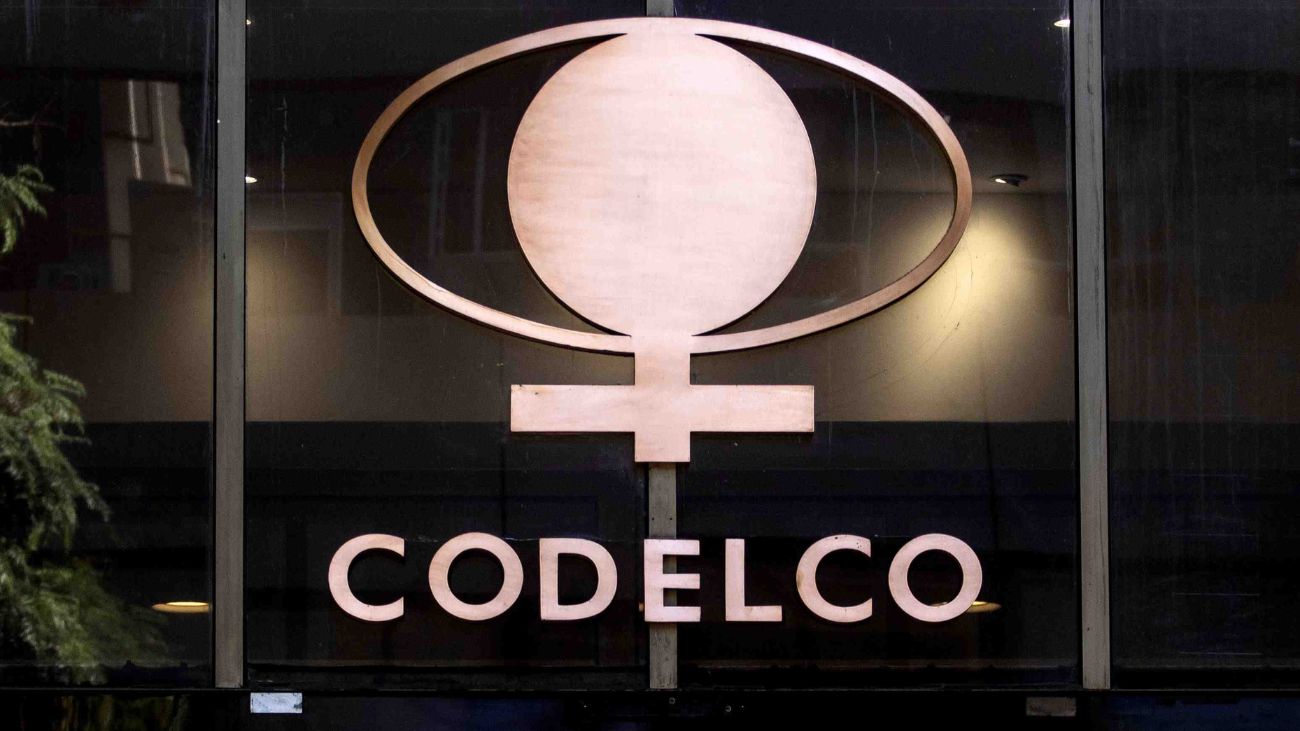 Codelco asegura suministro eléctrico renovable hasta 2040 con contratos adjudicados a dos empresas Codelco asegura suministro eléctrico renovable hasta 2040 con contratos adjudicados a dos empresas