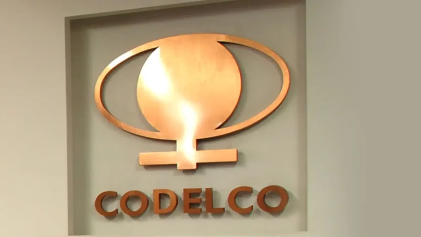 Codelco adjudica contratos por 1,5 teravatios hora de energía verde para 2026