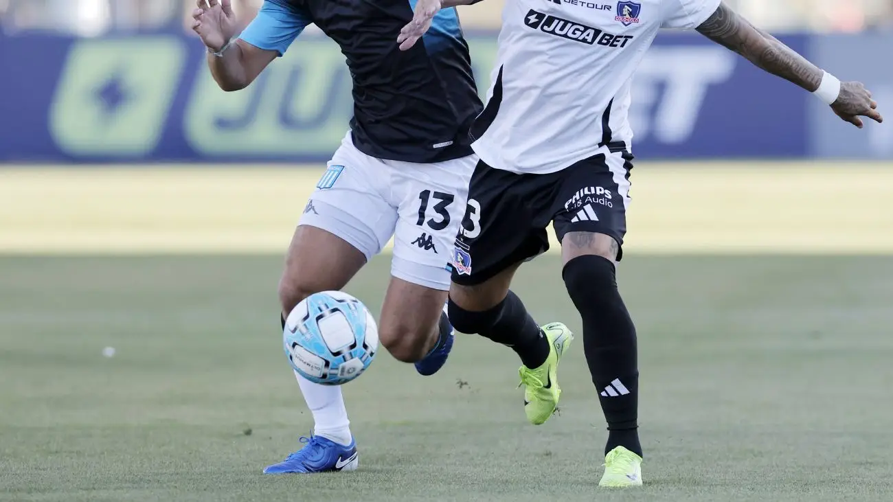 Posible empate en conflicto de Colo Colo y Racing en Copa Libertadores