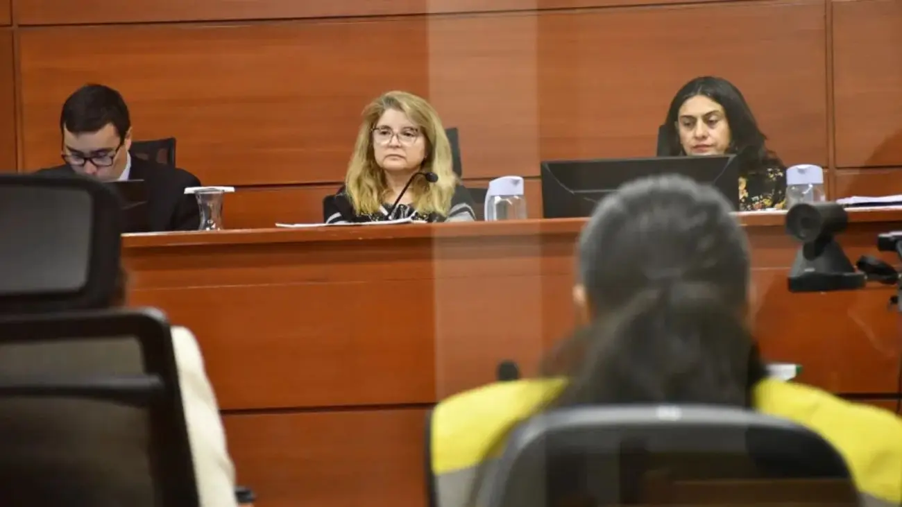Condenan a mujer por parricidio de niña en Antofagasta: veredicto y sentencia Condenan a mujer por parricidio de niña en Antofagasta: veredicto y sentencia
