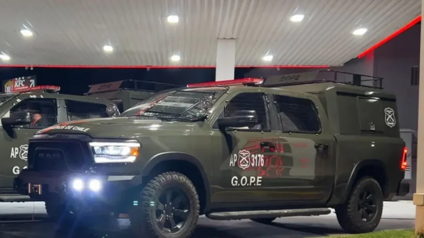Actualizan flota de vehículos del GOPE de Chile con camionetas blindadas