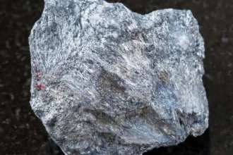 GoldMining descubre mineralización de antimonio junto al oro en Perú