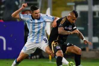 Empate polémico entre Colo Colo y Racing en Copa Libertadores 2025