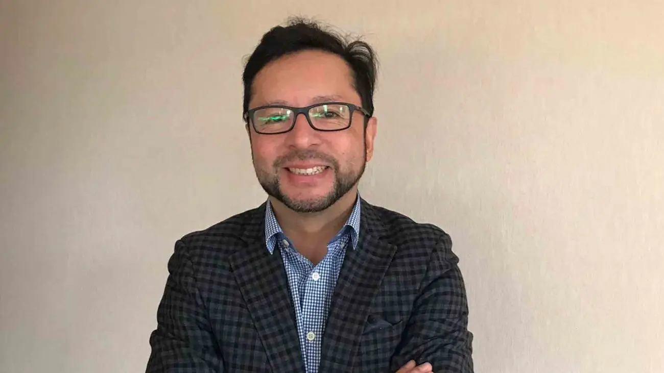 Posible destitución de Rodrigo Daroch por participación política desde su oficina