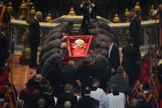 Último adiós al Papa Francisco: Preparativos finales para su funeral