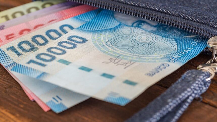 Bonos y beneficios del Estado de Chile en abril para diversos grupos