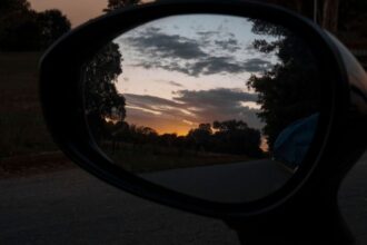 Nuevo requisito para la revisión técnica: grabado de patente en vidrios