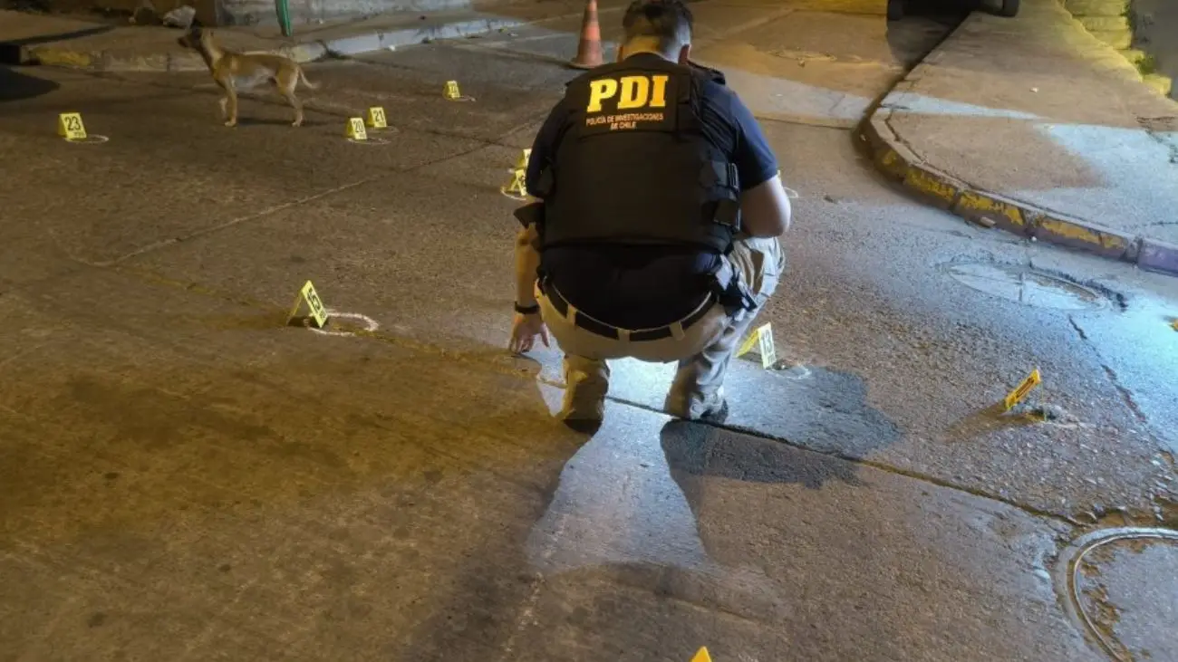 Enfrentamiento entre bandas en Valparaíso: Joven herido de gravedad