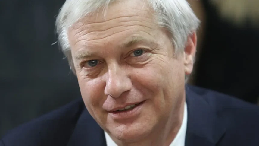 José Antonio Kast enfocado en las urgencias sociales de Chile