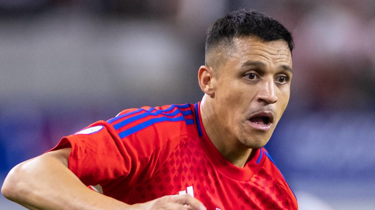Posible fichaje de Alexis Sánchez por el América de México Posible fichaje de Alexis Sánchez por el América de México