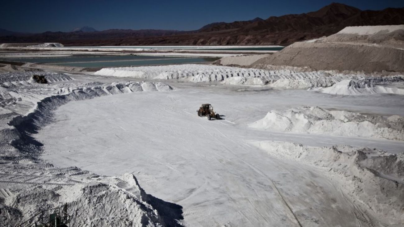 Autorización de la CCHEN permite a SQM aumentar producción de litio en 300.000 toneladas Autorización de la CCHEN permite a SQM aumentar producción de litio en 300.000 toneladas