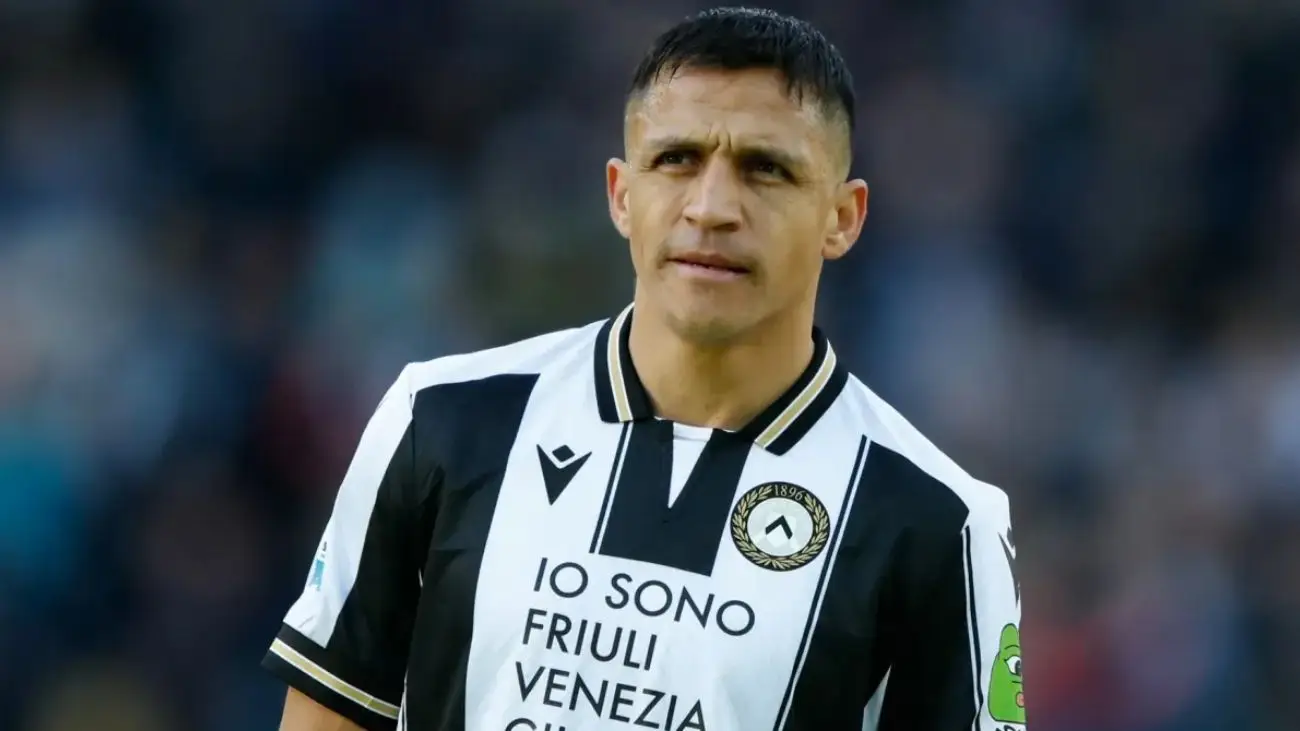 Alexis Sánchez: Profesionalismo y Compromiso en Udinese a Pesar de Limitaciones Alexis Sánchez: Profesionalismo y Compromiso en Udinese a Pesar de Limitaciones