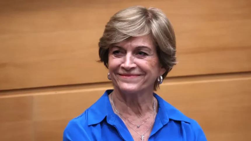 Evelyn Matthei cae en preferencias presidenciales según encuesta Data Influye