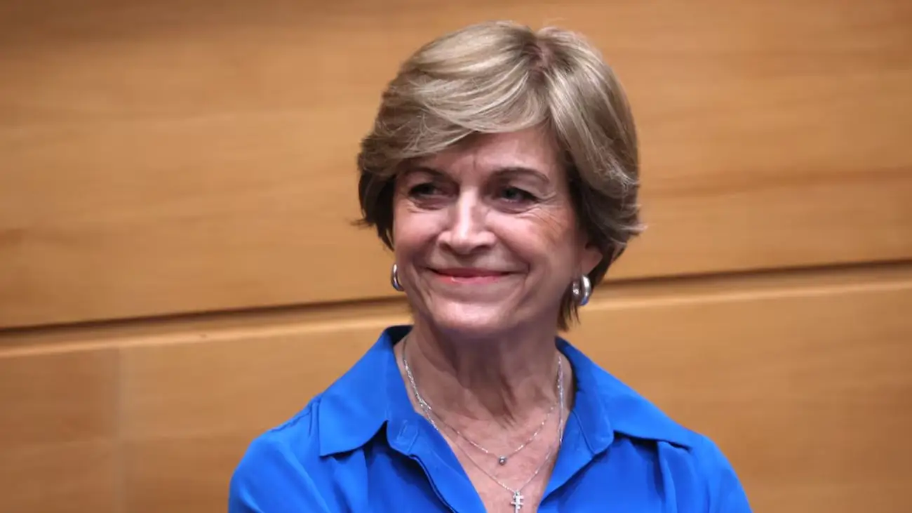 Evelyn Matthei cae en preferencias presidenciales según encuesta Data Influye Evelyn Matthei cae en preferencias presidenciales según encuesta Data Influye