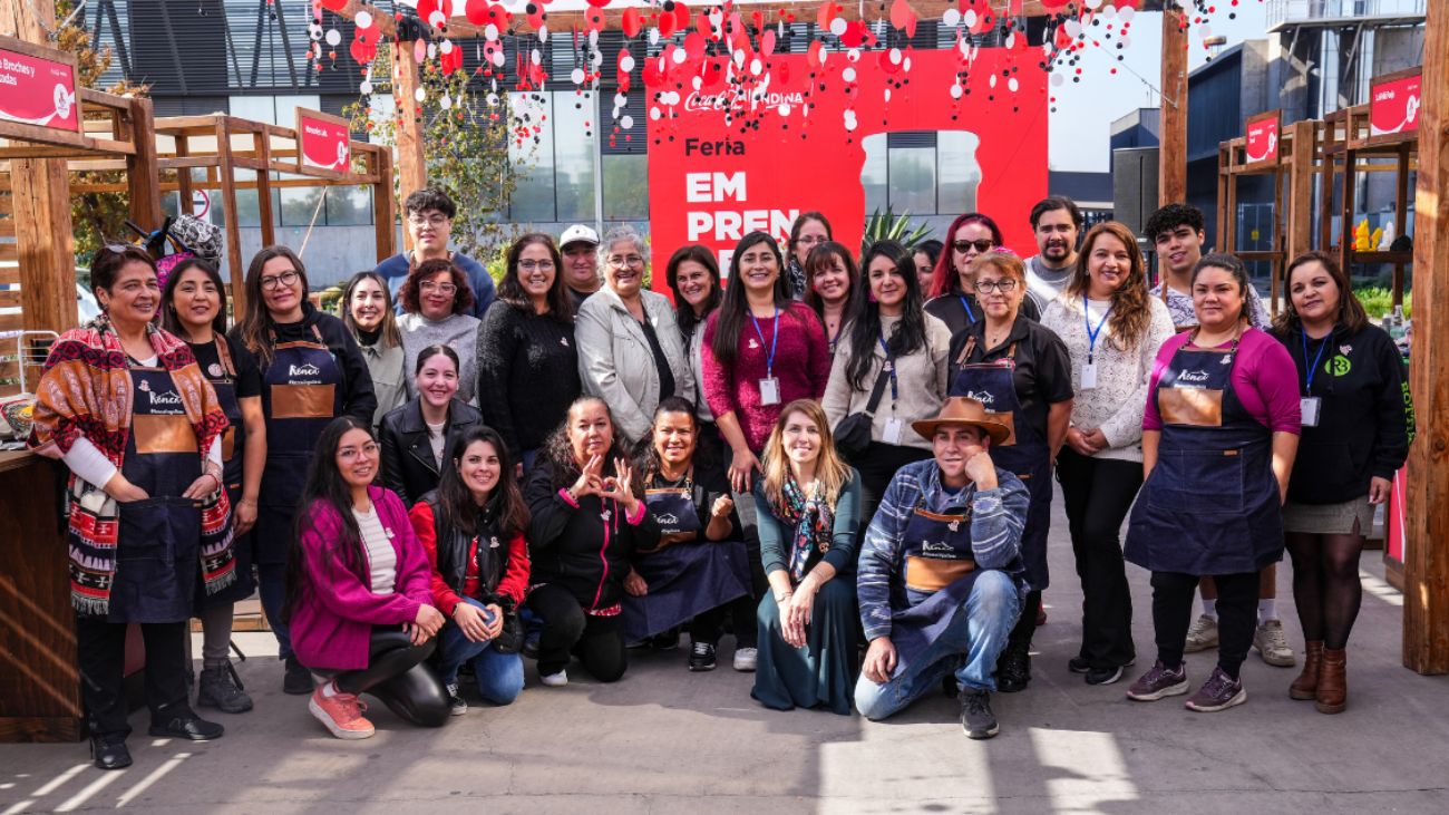 Coca Cola Andina promueve emprendimiento y sostenibilidad con 'Valor Local' Coca Cola Andina promueve emprendimiento y sostenibilidad con 'Valor Local'