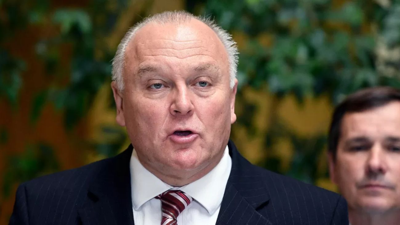 Diputado Becker exige medidas para acceso a "Comunidad Autónoma de Temucuicui" Diputado Becker exige medidas para acceso a "Comunidad Autónoma de Temucuicui"