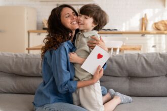 Día de la Madre en Chile: Celebración familiar y comercio destacado