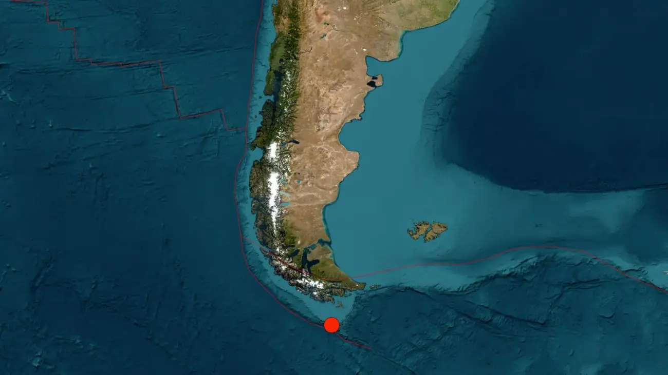 Alerta de tsunami en Magallanes y Antártica chilena tras sismo de 7,8°F Alerta de tsunami en Magallanes y Antártica chilena tras sismo de 7,8°F