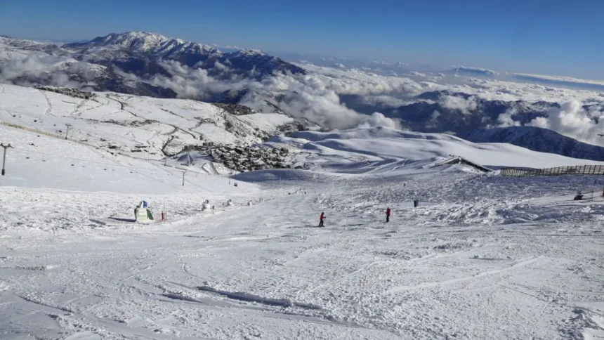 Rescatan a turistas atrapados en Sierra Nevada de Lonquimay sin lesiones