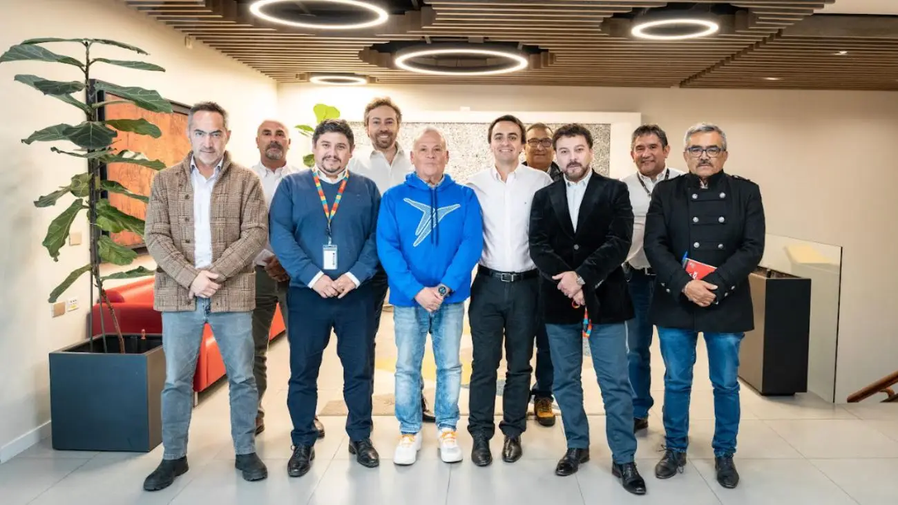 Reunión de ejecutivos y sindicatos de División El Teniente: Estrategias sostenibles para el futuro Reunión de ejecutivos y sindicatos de División El Teniente: Estrategias sostenibles para el futuro
