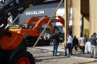 HD Hyundai Infracore Chile exhibe equipos de última generación en evento Open Day con más de 100 participantes