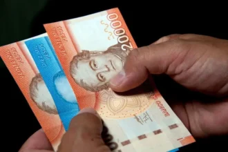 Acuerdo histórico en Chile: Sueldo mínimo y beneficios familiares aumentan