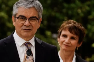 Ministro Marcel aclara su relación con candidata presidencial en entrevista sincera