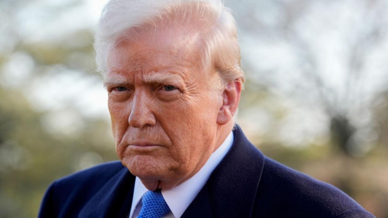 Trump ofrece 1.000 dólares a migrantes que se autodeporten