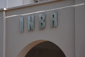 Rector del INBA pide disculpas por comentarios sobre alumnos con TEA