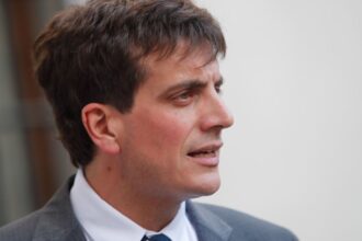 Diego Schalper anticipa salida de Johannes Kaiser de carrera presidencial