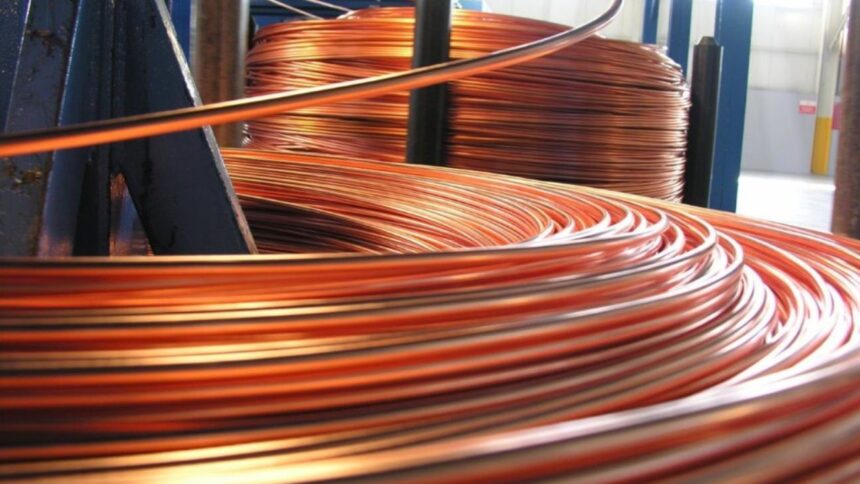 Producción mundial de cobre alcanza las 23 millones de toneladas, demanda llega a 28 millones según experto en proEXPLO 2025