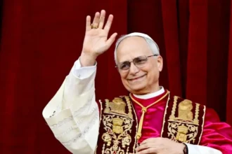 Papa León XIV promueve paz mundial y continuidad en primer mensaje