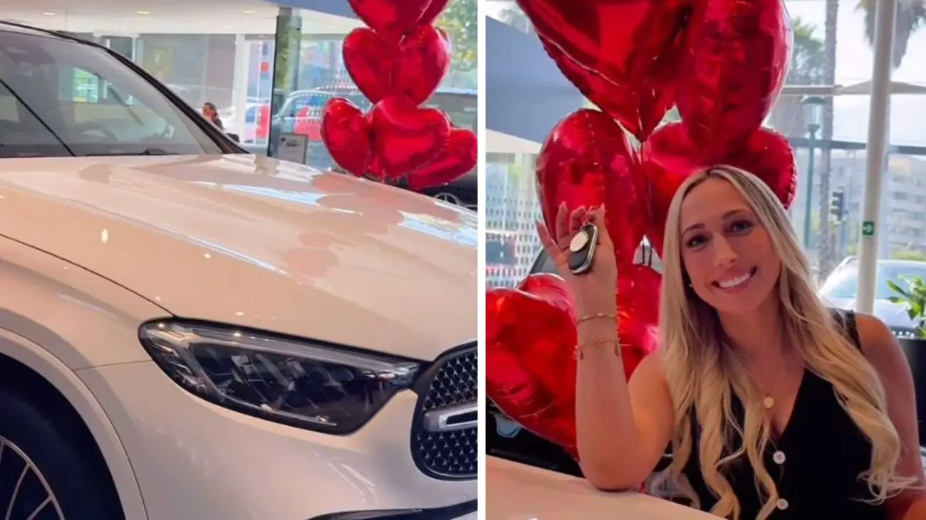 Nano Calderón regala a Rebeca Naranjo un Mercedes Benz rosa personalizado Nano Calderón regala a Rebeca Naranjo un Mercedes Benz rosa personalizado