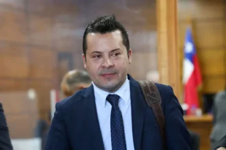 Alcalde Boris Chamorro suspende arresto para eventos en Santiago