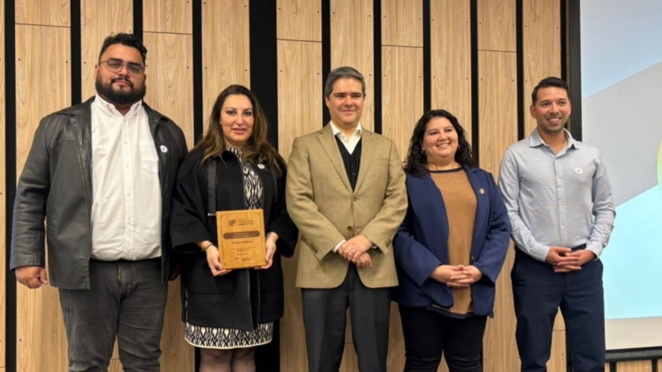 Puerto Ventanas S.A. recibe Sello de Excelencia Energética 2024-2025 por su compromiso sostenible Puerto Ventanas S.A. recibe Sello de Excelencia Energética 2024-2025 por su compromiso sostenible