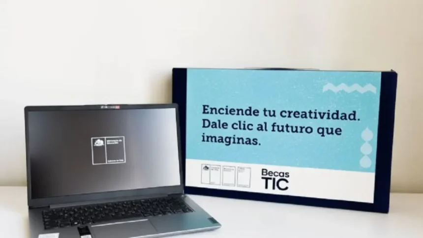 Entrega de Computadores: Programa Becas TIC beneficiará estudiantes de Chile