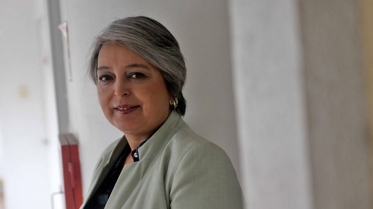 Jeannette Jara insta a asumir responsabilidades políticas tras error en Ley de Fraccionamiento Jeannette Jara insta a asumir responsabilidades políticas tras error en Ley de Fraccionamiento