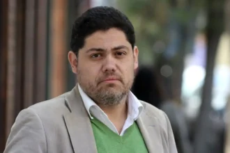 Alberto Larraín niega vínculos políticos y beneficios personales con ProCultura