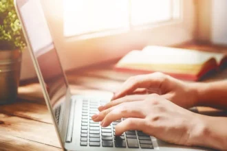 Cómo elaborar un CV efectivo en Chile: estructura, consejos y recursos