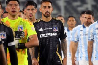 Colo Colo enfrenta a Racing Club en duelo decisivo de Copa Libertadores