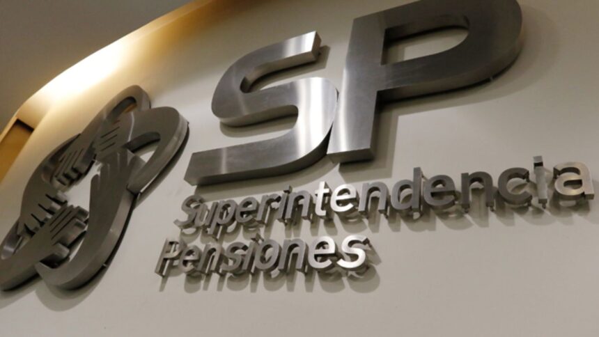 Gobierno busca nuevo superintendente para reforma de pensiones en Chile