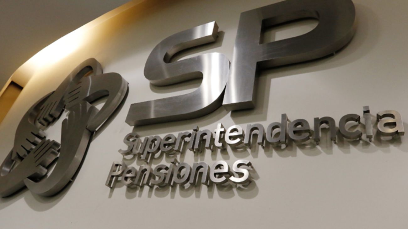 Gobierno busca nuevo superintendente para reforma de pensiones en Chile