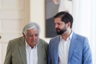 Presidente Boric viaja a Uruguay para despedir a José Mujica