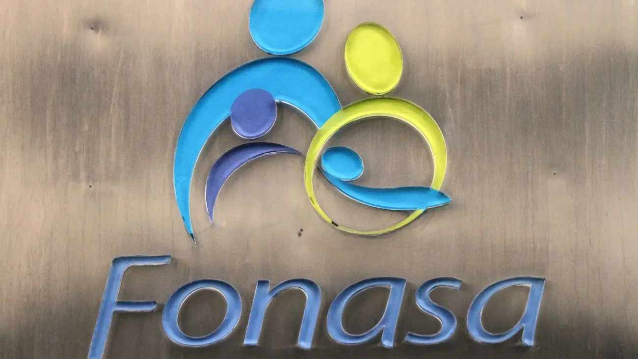 Fonasa enfrenta caída nacional de su sistema informático el jueves
