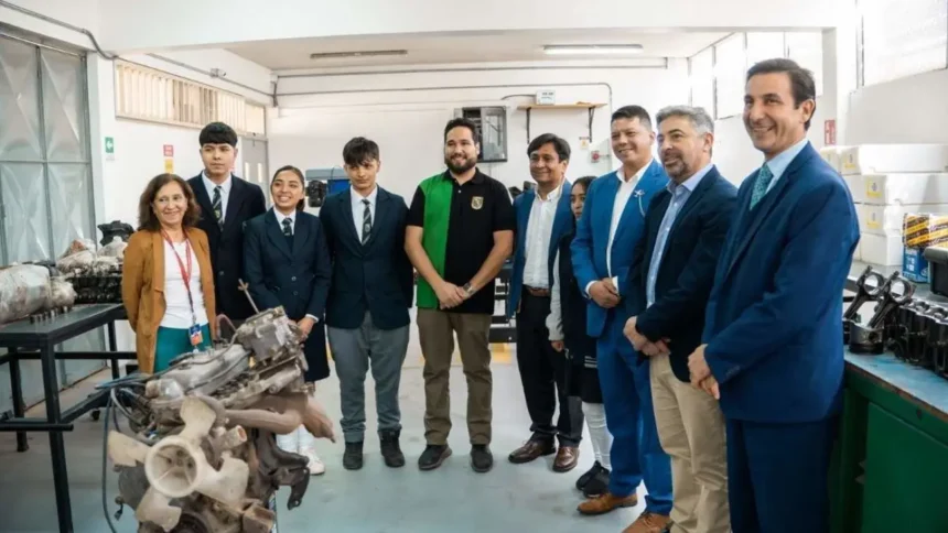 Semillero LomasLab triplica matrícula y beneficia a más de 600 personas en Antofagasta