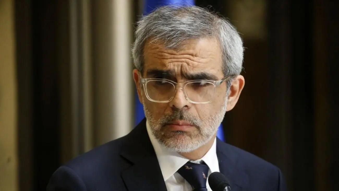 Ministro Cordero rechaza acusaciones de espionaje político contra Presidente Boric Ministro Cordero rechaza acusaciones de espionaje político contra Presidente Boric